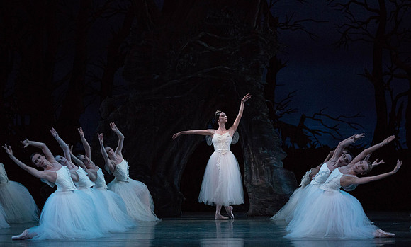 20161021_MCB_Giselle_Cast1_Act2__73A6309