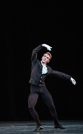 20180405_La Valse_Balanchine_Ravel__73A4320