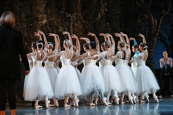20161020_MCB_Giselle_2Cast_Act2_no Makeup_DRDA_Arsht_73A1514