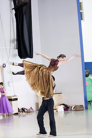 7023_DG_Rehersal_IN_THE_NIGHT_Villella_Sosennko_Renno_Miami_City_Ballet_FL_AL1B7805-3