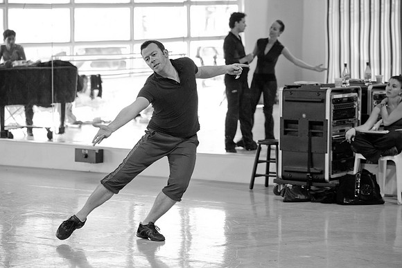 7065B_DG_Studio_Rehersal_Synphonic_Dance_Alexie_Ratmansky_MCB_FL_IMG_9745