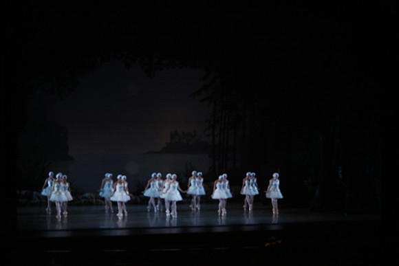20151023_MCB_Swan_Lake_Prefomance_Arsht__75A2497