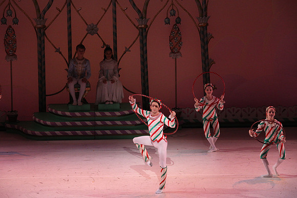 20141229_Nutcracker_WPB_Hoops_CG3P1364