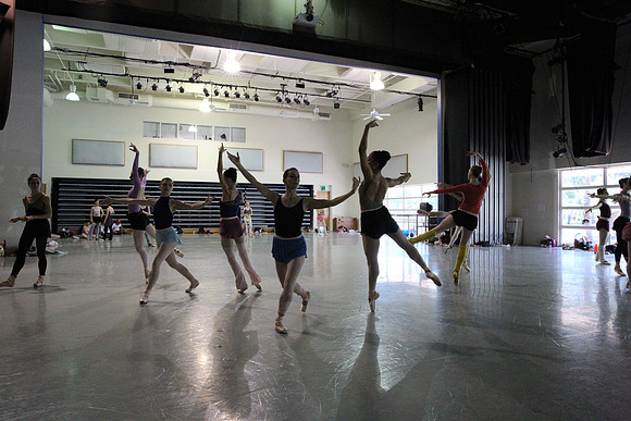 20150312_MCB_Raymonda_Variations_Studio_Arnold_9C7C6358