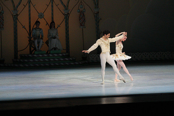 20141223_Nutcracker_ARTC_Pasdedeux_AL1B5694
