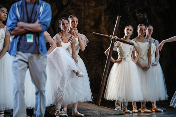 20161020_MCB_Giselle_2Cast_Act2_no Makeup_DRDA_Arsht_73A1526