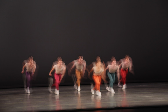 20170113_Glass_Motion_Blur_Samantha_PR_9C7C2259