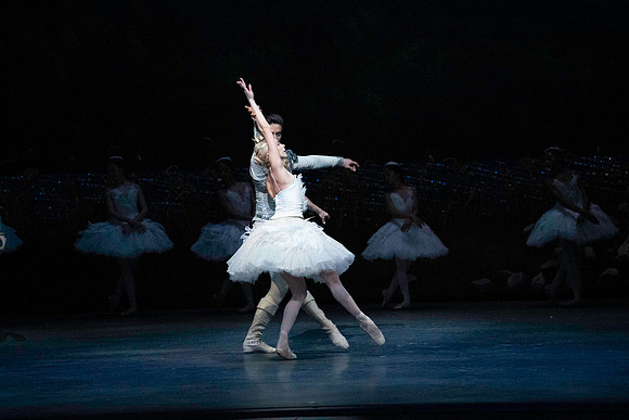 20240417_Swan_Lake_Act 4_2_Cast_DSC2980.ARW