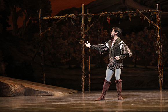 20161020_MCB_Giselle_Act1_DRDA_Arsht_73A3383