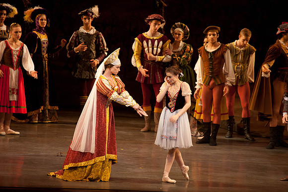 7064_DG_GISELLE_Broward_Preformance_Miami_City_Ballet_FL_IMG_3865