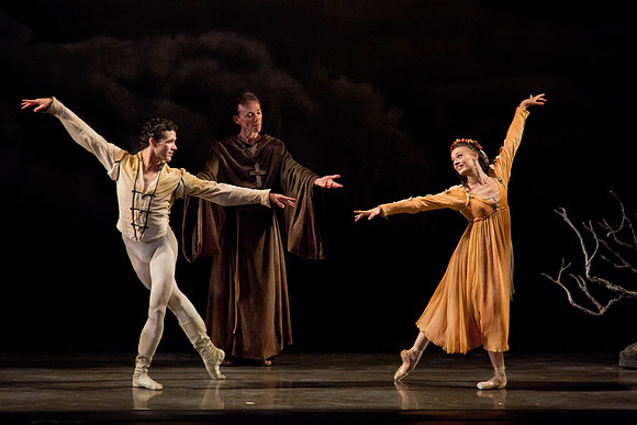 5029_DG_Miami_City_Ballet_Romeo_and_Juliet_Broward_center_2011_MG_6235