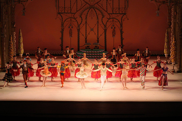 20141229_Nutcracker_WPB_Bows_CG3P4649
