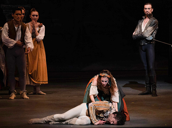 20221022_Romeo_and_Juliet_DSC1871 copy