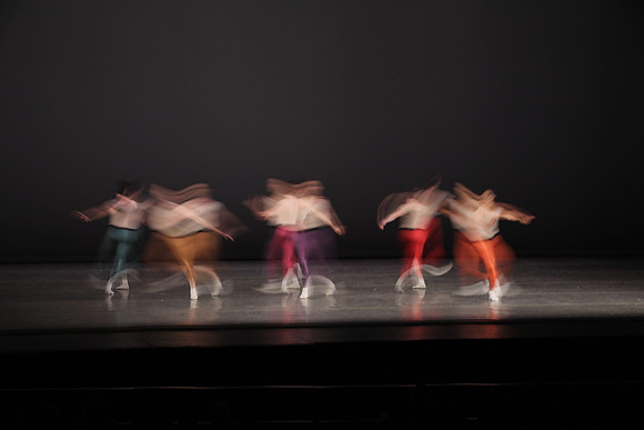 20170113_Glass_Motion_Blur_Samantha_PR_9C7C2304