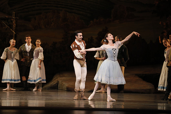 20161020_MCB_Giselle_2Cast_Act1_no Makeup_DRDA_Arsht_73A0033