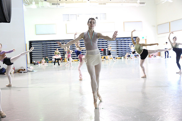 20150312_MCB_Raymonda_Variations_Studio_Arnold_9C7C6266