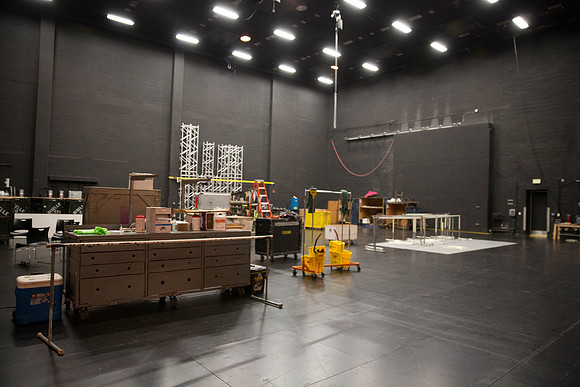 20161022_MCB_Giselle_Props_backstage_Arsht9C7C0157