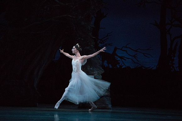20161021_MCB_Giselle_Cast1_Act2__73A6452