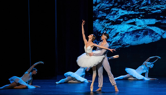 20241026_untitled20241026_Pas de deux from La bayadere__DSC2435