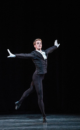 20180405_La Valse_Balanchine_Ravel__73A4319