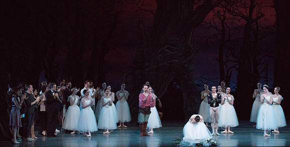 20161022_MCB_Giselle_Act2_2Cast_Tricia_Arsht_73A1245