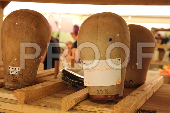 20150226_The_Pearl_Fisher_Backstage_Wigs_9C7C0453