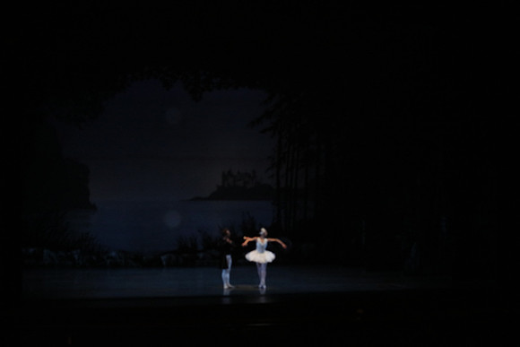 20151023_MCB_Swan_Lake_Prefomance_Arsht__75A2380