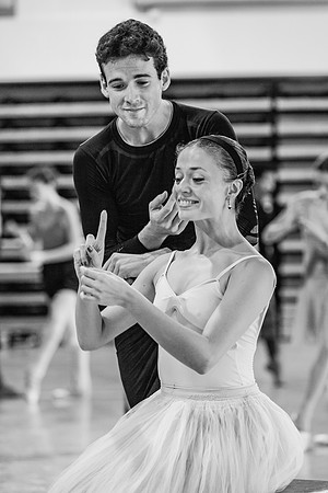 09122011_DFG_6037_DG_BALLET_REHERSAL_GISEL_1_2_ZV4N0873