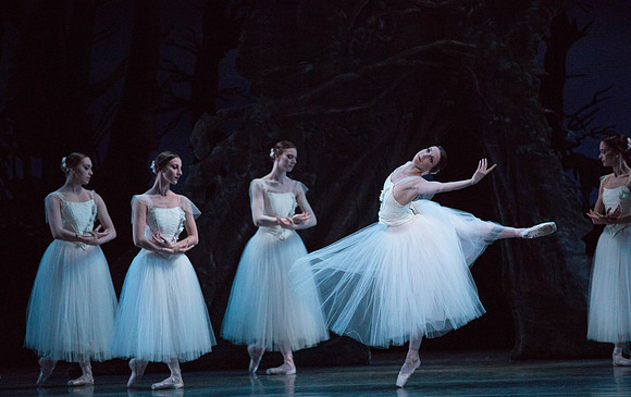 20161021_MCB_Giselle_Cast1_Act2__73A6414