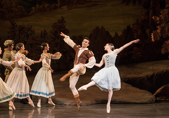 20161022_MCB_Giselle_Act1_2Cast_Tricia_Arsht_Arsht_73A6339