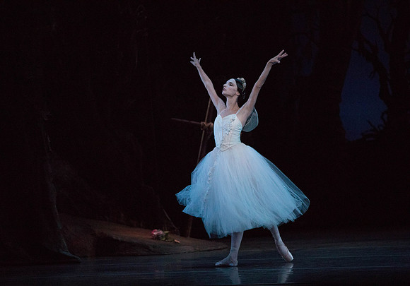 20161021_MCB_Giselle_Cast1_Act2__73A6178