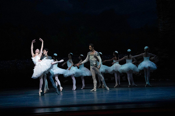 20240417_Swan_Lake_Act 4_2_Cast_DSC2956.ARW
