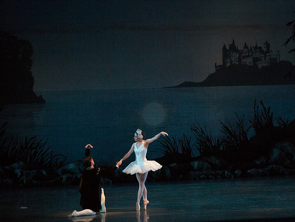 20151025_MCB_Swan_Lake_2Cast_Arsht_IMG_7845