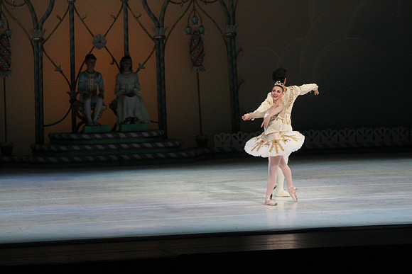 20141223_Nutcracker_ARTC_Pasdedeux_AL1B5699