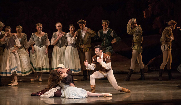 20161022_MCB_Giselle_Act1_2Cast_Tricia_Arsht_73A9406