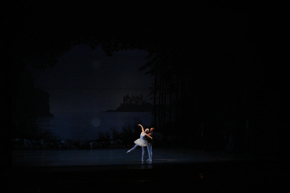 20151023_MCB_Swan_Lake_Prefomance_Arsht__75A2388