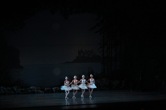 20151025_MCB_Swan_Lake_2Cast_Arsht_IMG_0011