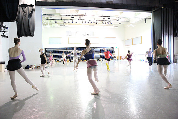 20150312_MCB_Raymonda_Variations_Studio_Arnold_9C7C6264