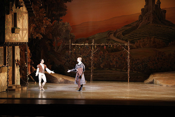 20161020_MCB_Giselle_Act1_2Cast_DR_No Makeup_Arsht_75A0065