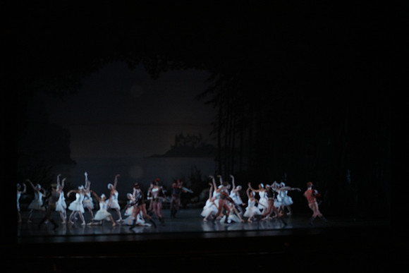 20151023_MCB_Swan_Lake_Prefomance_Arsht__75A2605