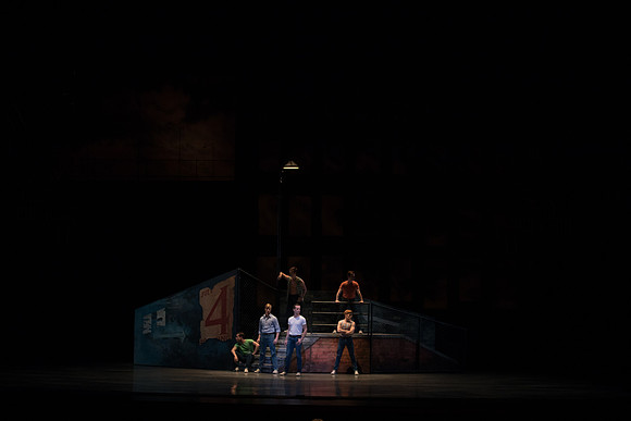 20180111_West_Side_Story_Suite_73A7120