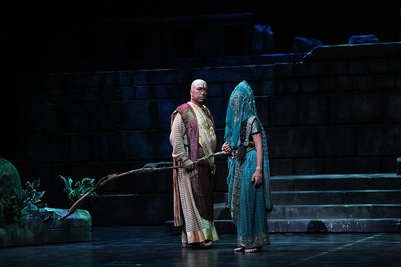 20150226_The_Pearl_Fisher_Act_39C7C1699