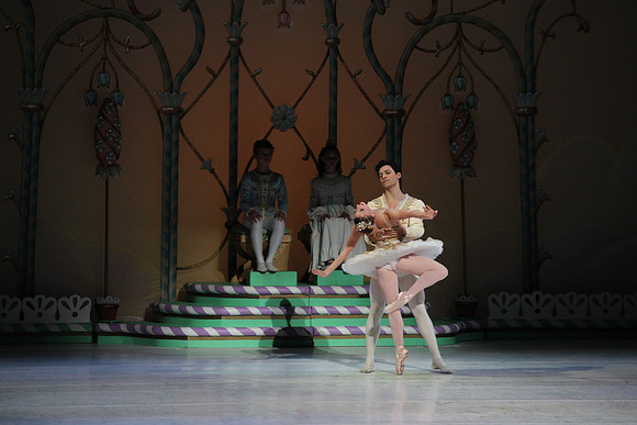 20141223_Nutcracker_ARTC_Pasdedeux_CG3P1022