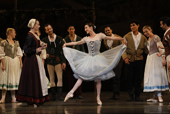 20161020_MCB_Giselle_2Cast_Act1_no Makeup_DRDA_Arsht_73A0113