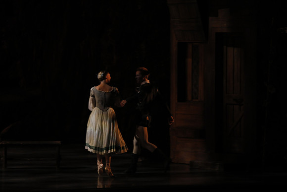 20161023_MCB_Giselle_Act1_3Cast_Jennifer_Laurent_Arsht__73A1335