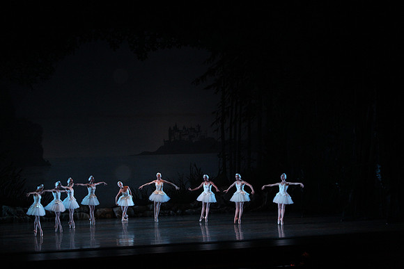 20151025_MCB_Swan_Lake_2Cast_Arsht_IMG_0102