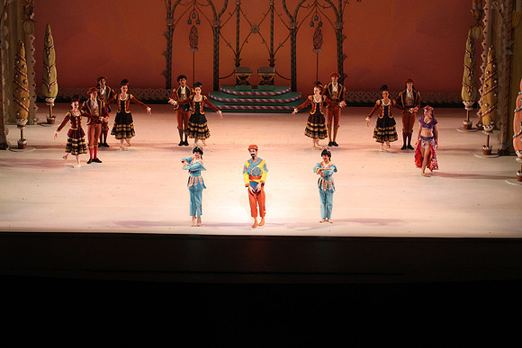 20141229_Nutcracker_WPB_Bows_CG3P4572