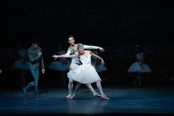 20240417_Swan_Lake_Act 4_2_Cast_DSC2977.ARW