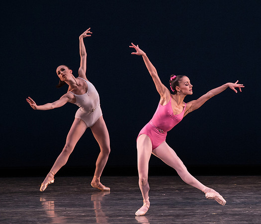 20150109_MCB_SI3M_Dress_Hear_the_Dance_CG3P0556