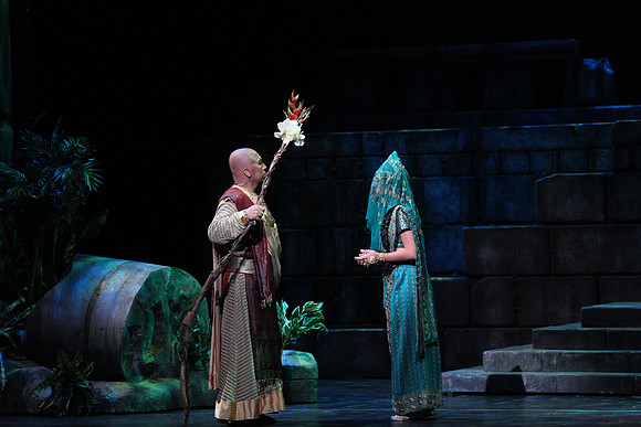 20150226_The_Pearl_Fisher_Act_39C7C1665